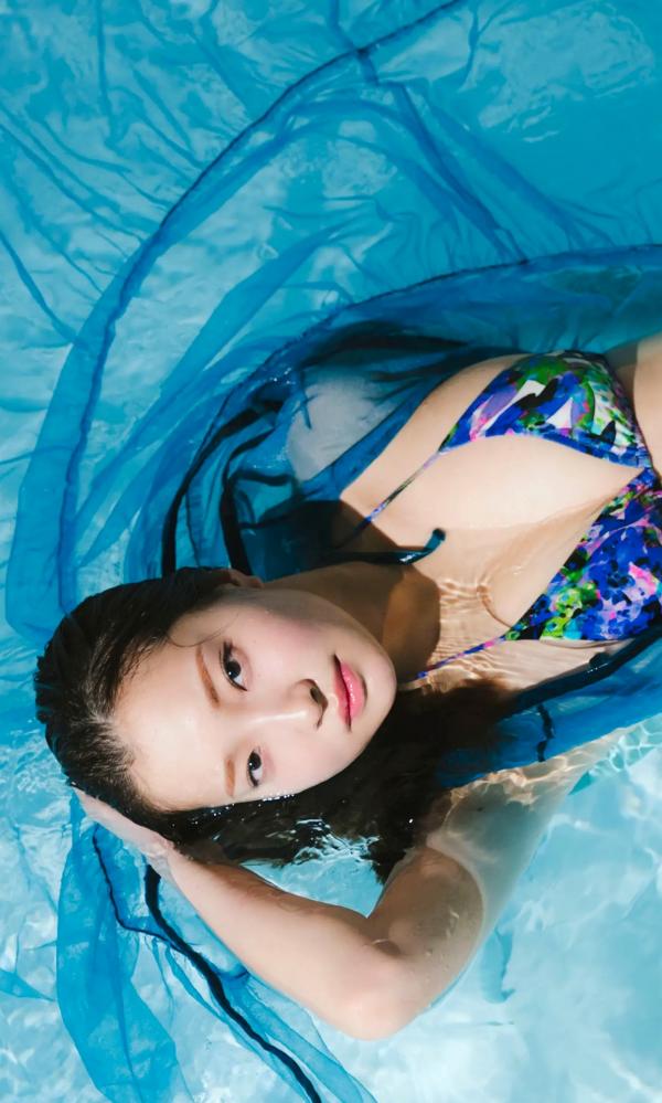    里仲菜月 - Like a movie 个人写真集，清新比基尼与复古私房影集，展现日系女神纯欲与动感魅力第75张图片