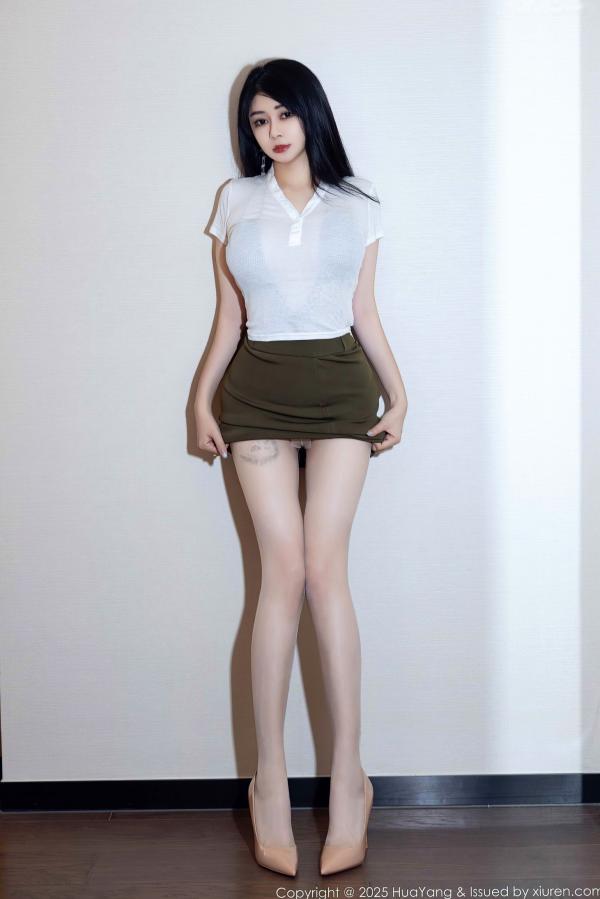    HuaYang花漾-647-凯竹Quinn-白色透视T恤墨绿短裙私房性感大尺度写真第5张图片