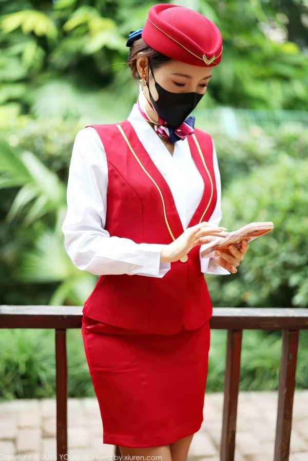    YouMi尤蜜荟-1189-Twins桃之夭夭-红蓝制服姐妹花空姐，极致空姐角色扮演，制服诱惑系列，双胞胎高颜值写真第1张图片