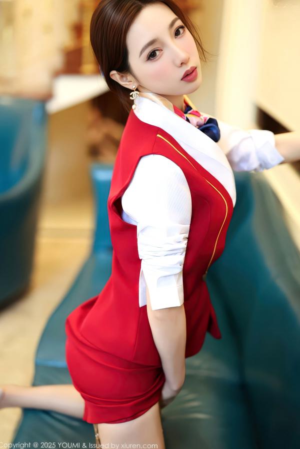    YouMi尤蜜荟-1189-Twins桃之夭夭-红蓝制服姐妹花空姐，极致空姐角色扮演，制服诱惑系列，双胞胎高颜值写真第14张图片