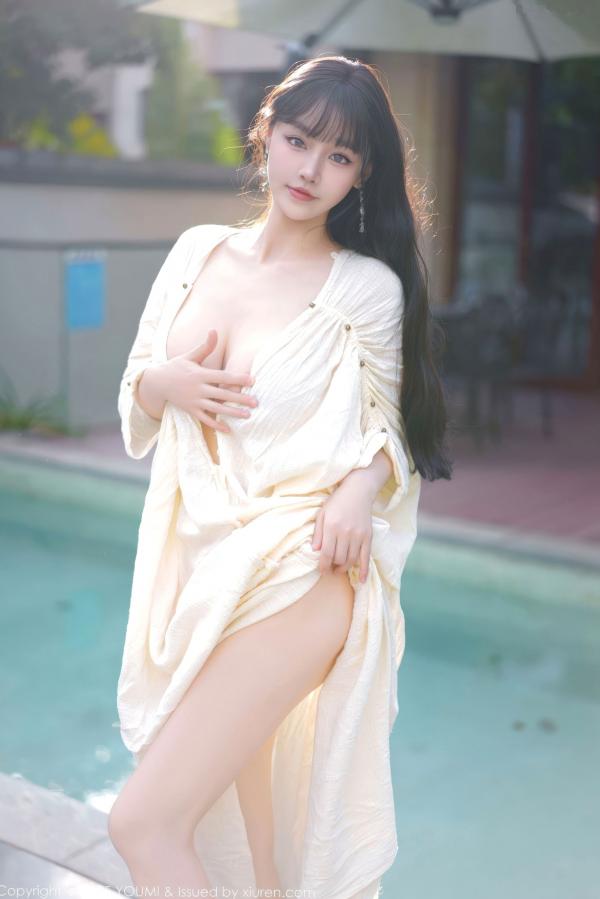    YouMi尤蜜荟-1185：朱可儿泳池私房写真，童颜巨乳身披轻透浴袍，大尺度极致诱惑，纯欲美腿白嫩撩人，无圣光大片抢先看第37张图片