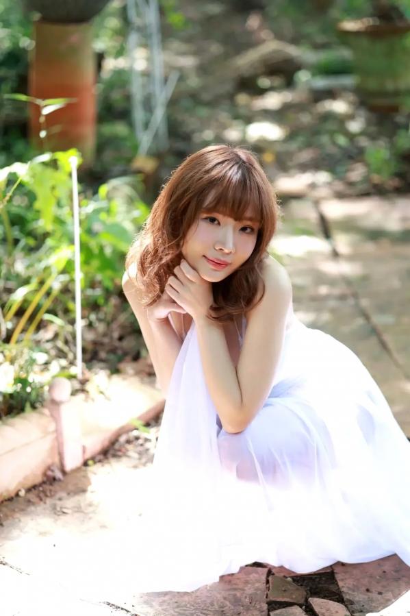    白川のぞみ - 白蜜桃 vol.1：极致诱惑私房写，蕾丝内衣与半透长裙的曼妙交织第12张图片