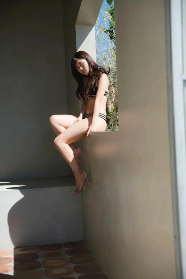    豊田ルナ - 無邪気な熱視線 vol.1：夏日海滩清纯比基尼户外写真，尽显阳光治愈魅力第9张图片