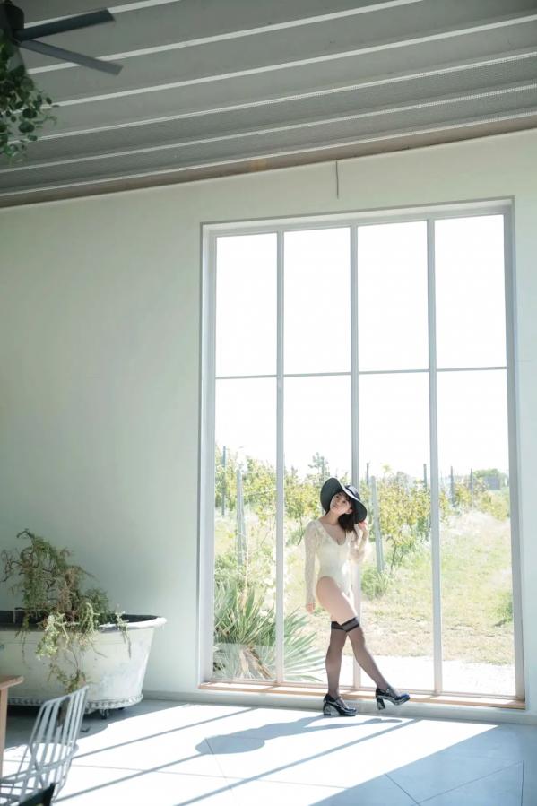    豊田ルナ - 無邪気な熱視線 vol.1：夏日海滩清纯比基尼户外写真，尽显阳光治愈魅力第19张图片