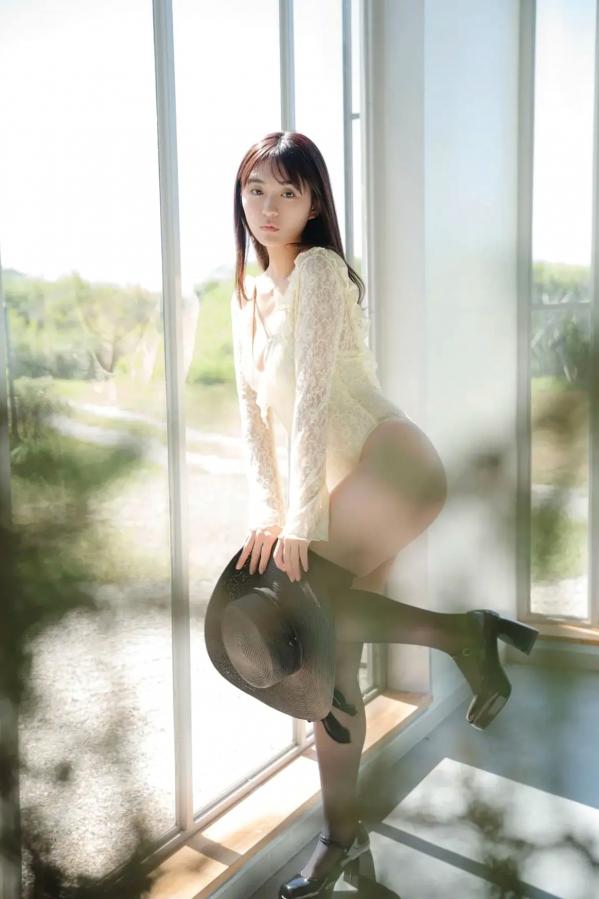    豊田ルナ - 無邪気な熱視線 vol.1：夏日海滩清纯比基尼户外写真，尽显阳光治愈魅力第20张图片