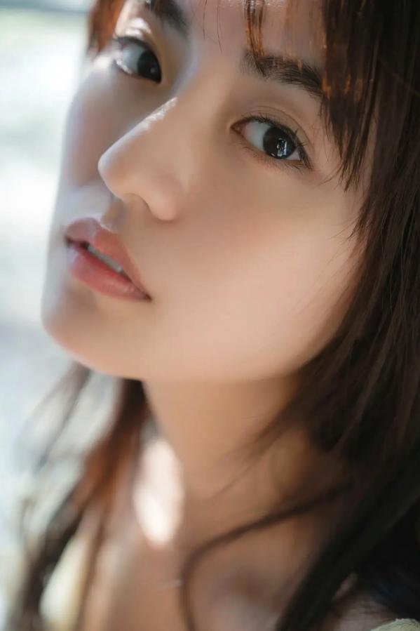    豊田ルナ - 無邪気な熱視線 vol.1：夏日海滩清纯比基尼户外写真，尽显阳光治愈魅力第32张图片