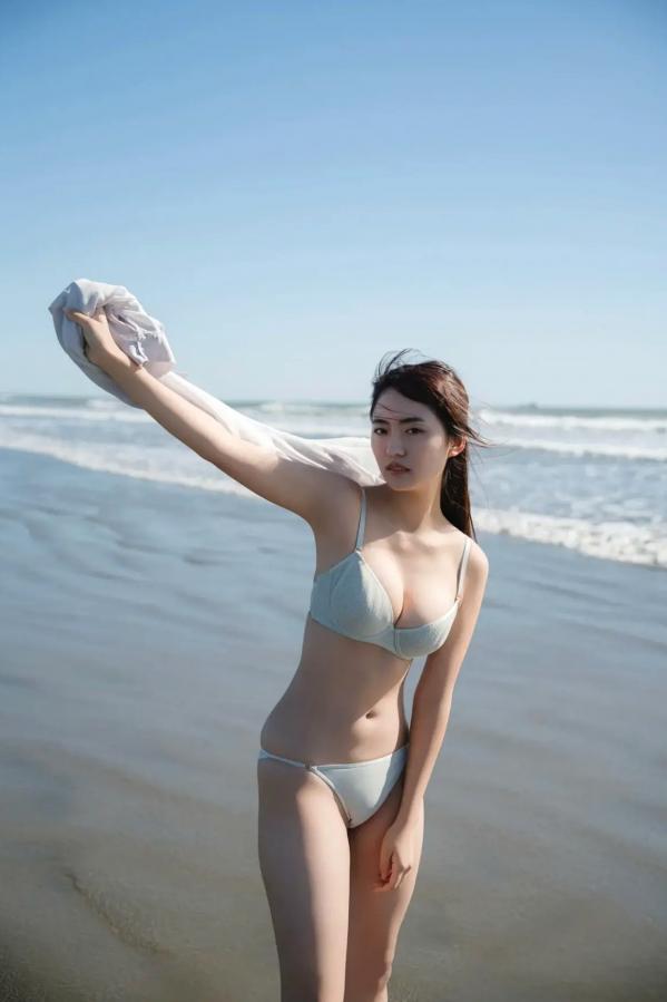   豊田ルナ - 無邪気な熱視線 vol.1：夏日海滩清纯比基尼户外写真，尽显阳光治愈魅力第49张图片