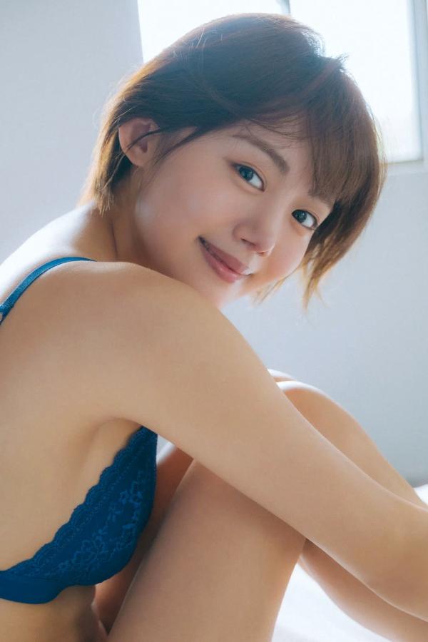    立花紫音 - 阳光动感少女夏日写真，清爽短发比基尼与运动系穿搭，展现元气满满的甜美诱惑第47张图片