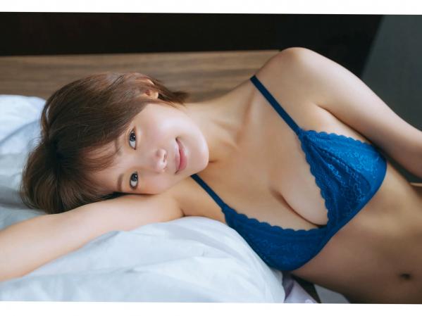    立花紫音 - 阳光动感少女夏日写真，清爽短发比基尼与运动系穿搭，展现元气满满的甜美诱惑第49张图片
