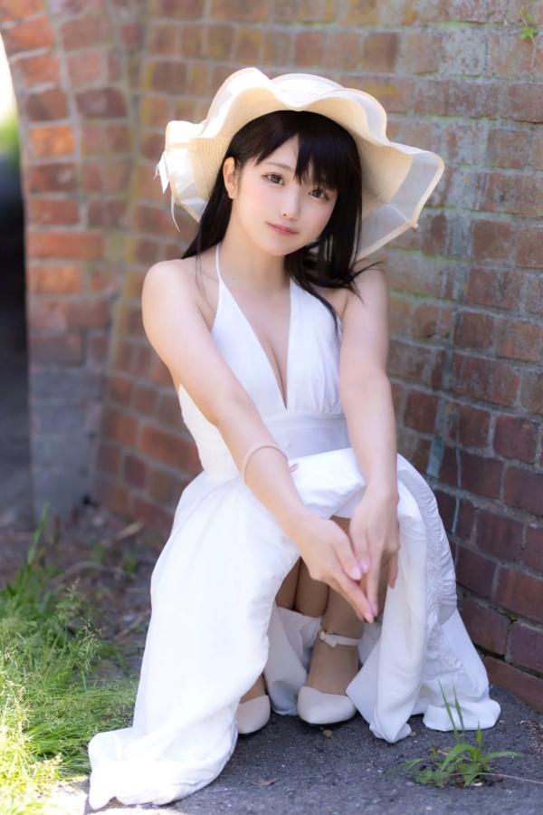    每眠かのん - 夏恋模様：清新夏日草帽装扮与居家健身日常，治愈系双马尾少女甜美写真第9张图片