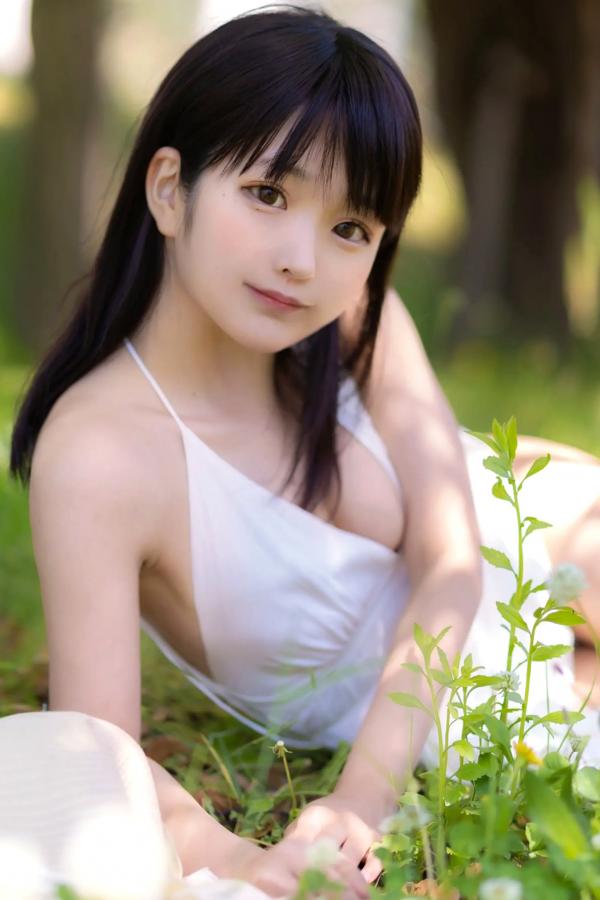    每眠かのん - 夏恋模様：清新夏日草帽装扮与居家健身日常，治愈系双马尾少女甜美写真第32张图片