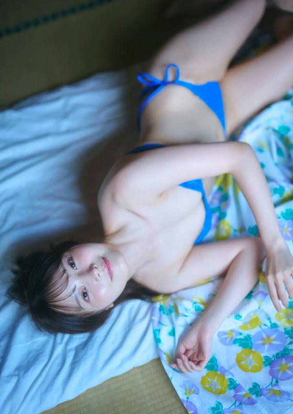    新谷姫加 - 夏祭りのあとで……日系和室泳装比基尼写真，清新甜美中流露一丝夏日魅惑，极致高清氛围美图第30张图片
