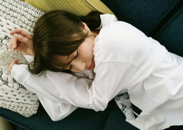    小日向ゆ卡 - アイシッテル？（居家私房写真），童颜巨乳尽显性感诱惑好身材第12张图片