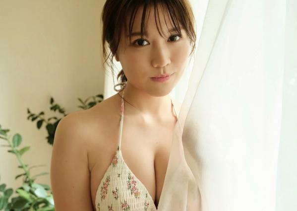    小日向ゆか - stay with me 居家清纯街拍与浴室湿身诱惑写真第4张图片