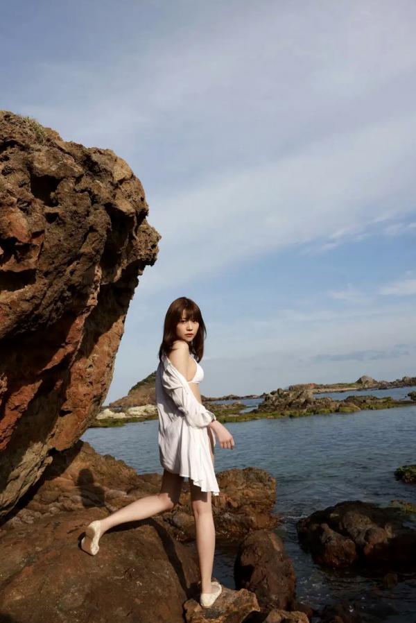   小日向ゆか - 濡れて、火照る vol.3 海边清爽比基尼与日式室内温泉湿身诱惑高清写真第9张图片