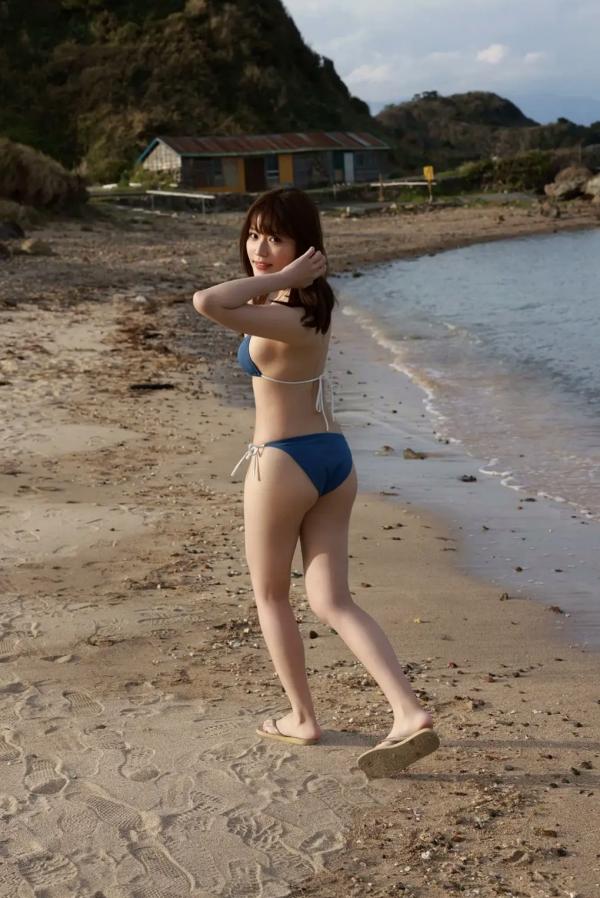    小日向ゆか - 濡れて、火照る vol.3 海边清爽比基尼与日式室内温泉湿身诱惑高清写真第40张图片