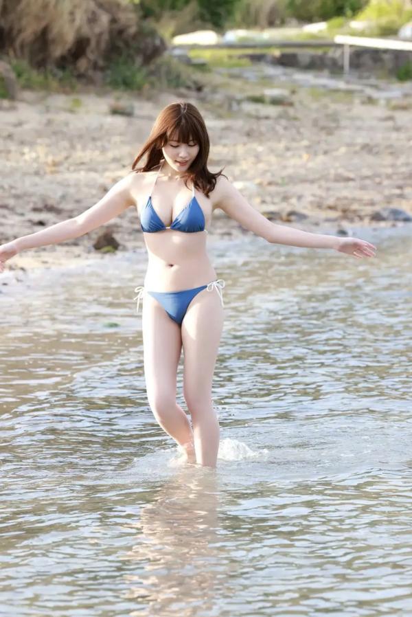    小日向ゆか - 濡れて、火照る vol.3 海边清爽比基尼与日式室内温泉湿身诱惑高清写真第49张图片