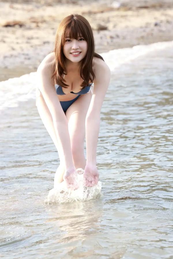    小日向ゆか - 濡れて、火照る vol.3 海边清爽比基尼与日式室内温泉湿身诱惑高清写真第50张图片
