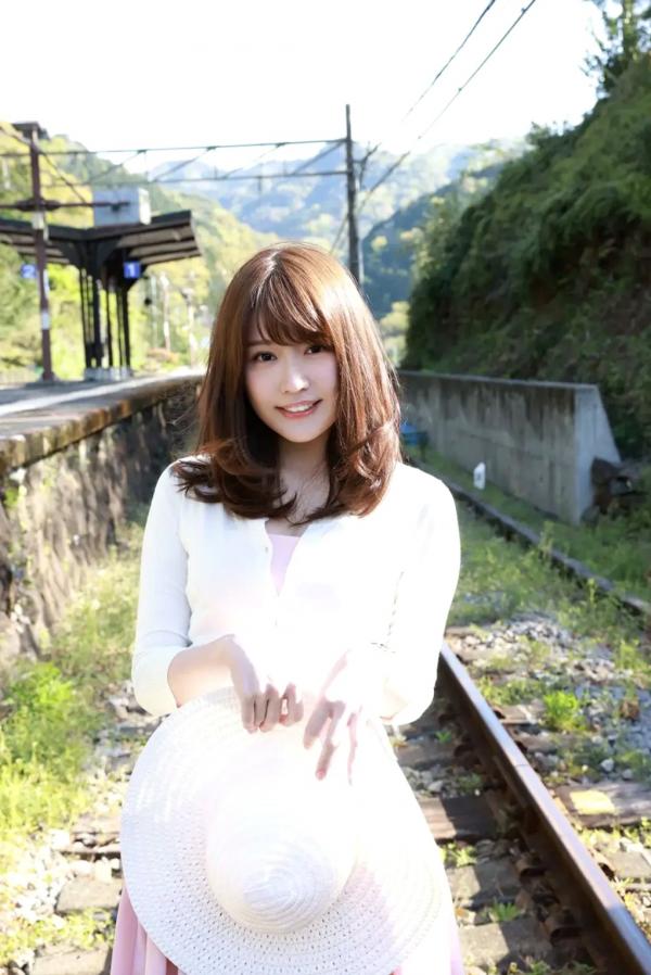    小日向ゆか - 濡れて、火照る vol.3 海边清爽比基尼与日式室内温泉湿身诱惑高清写真第67张图片