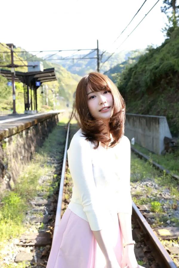    小日向ゆか - 濡れて、火照る vol.3 海边清爽比基尼与日式室内温泉湿身诱惑高清写真第68张图片