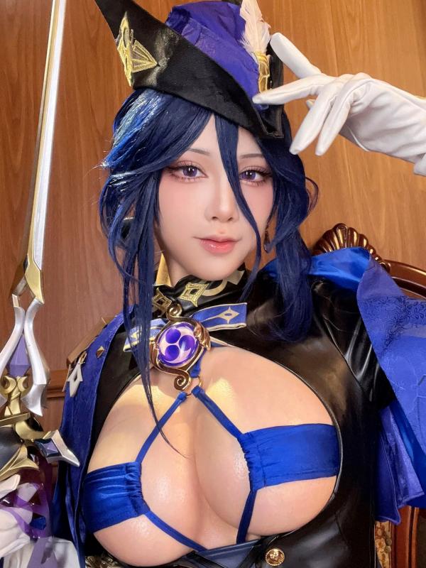    水淼aqua - 克洛琳德绝美cos，黑丝御姐角色扮演，极致诱惑大尺度私房照合集第1张图片