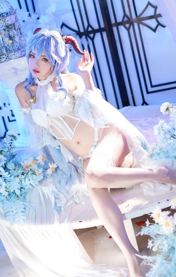    苏嫣嫣阿姨 - 甘雨花嫁唯美COS，梦幻蓝调蕾丝诱惑，原神角色扮演极致美感第5张图片