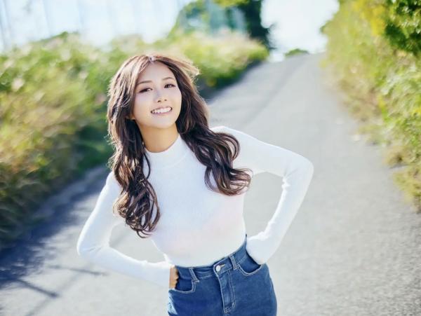    れいたぴ - かわちい彼女 vol.2 性感内衣私房写真 户外泳池比基尼女神 极品身材诱惑写真第24张图片