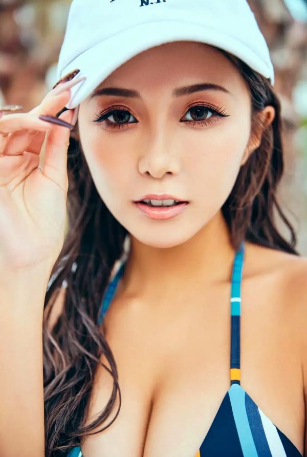   れいたぴ - かわちい彼女 vol.2 性感内衣私房写真 户外泳池比基尼女神 极品身材诱惑写真第90张图片