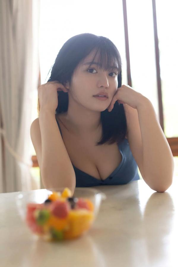    石浜芽衣私房图集《今日はふたりっきり Vol.2》，清新日系居家风格，捕捉少女清纯甜美瞬间，尽显极致身材与迷人魅力第6张图片