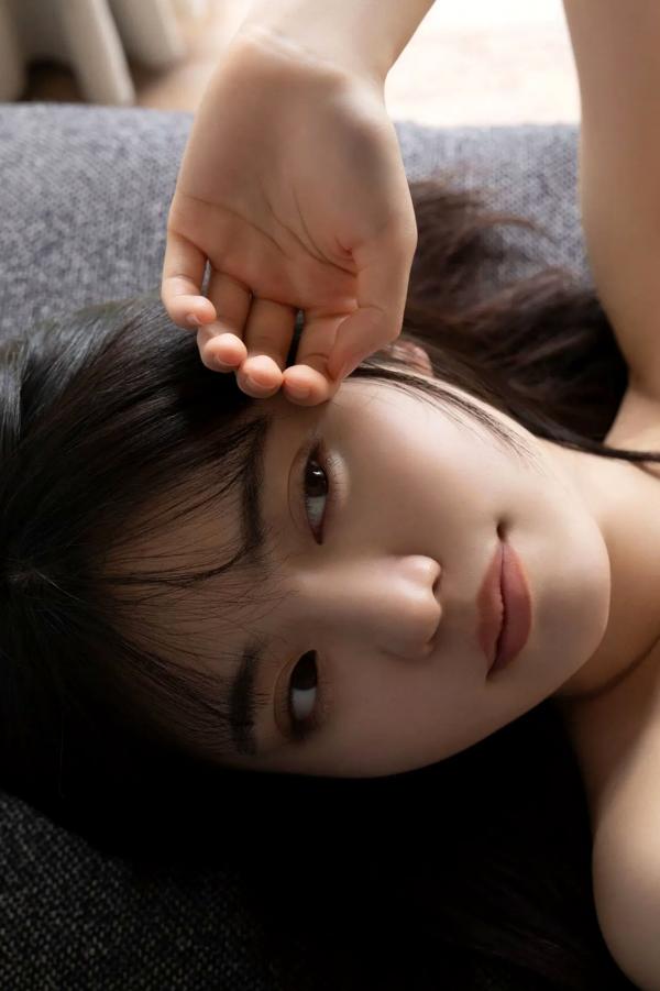    石浜芽衣私房图集《今日はふたりっきり Vol.2》，清新日系居家风格，捕捉少女清纯甜美瞬间，尽显极致身材与迷人魅力第33张图片