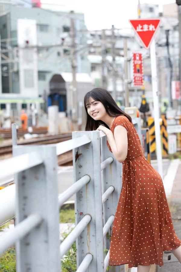    石浜芽衣私房图集《今日はふたりっきり Vol.2》，清新日系居家风格，捕捉少女清纯甜美瞬间，尽显极致身材与迷人魅力第54张图片