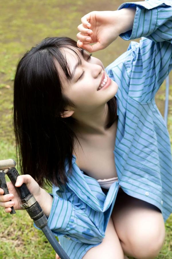   石浜芽衣私房图集《今日はふたりっきり Vol.2》，清新日系居家风格，捕捉少女清纯甜美瞬间，尽显极致身材与迷人魅力第64张图片