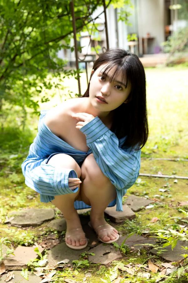    石浜芽衣私房图集《今日はふたりっきり Vol.2》，清新日系居家风格，捕捉少女清纯甜美瞬间，尽显极致身材与迷人魅力第69张图片