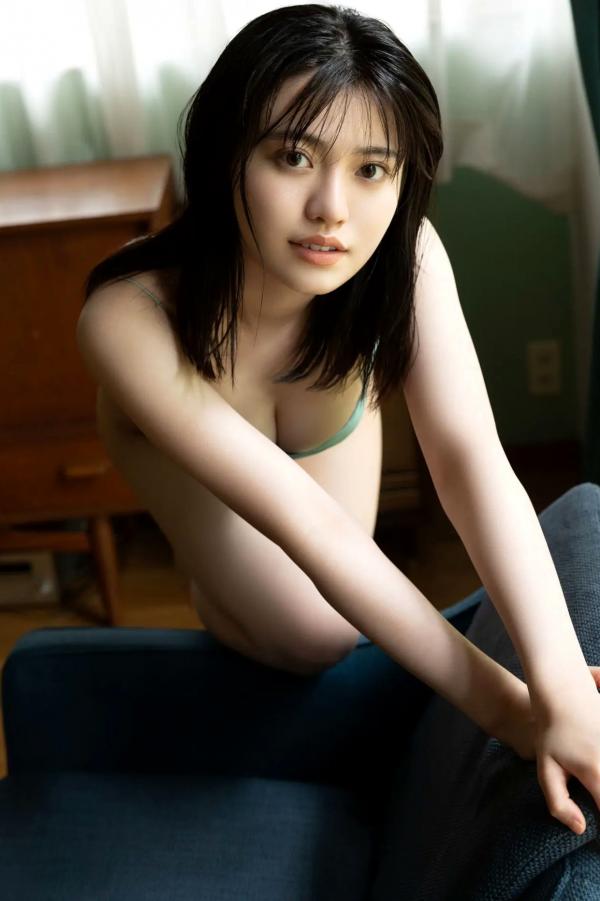    石浜芽衣私房图集《今日はふたりっきり Vol.2》，清新日系居家风格，捕捉少女清纯甜美瞬间，尽显极致身材与迷人魅力第97张图片