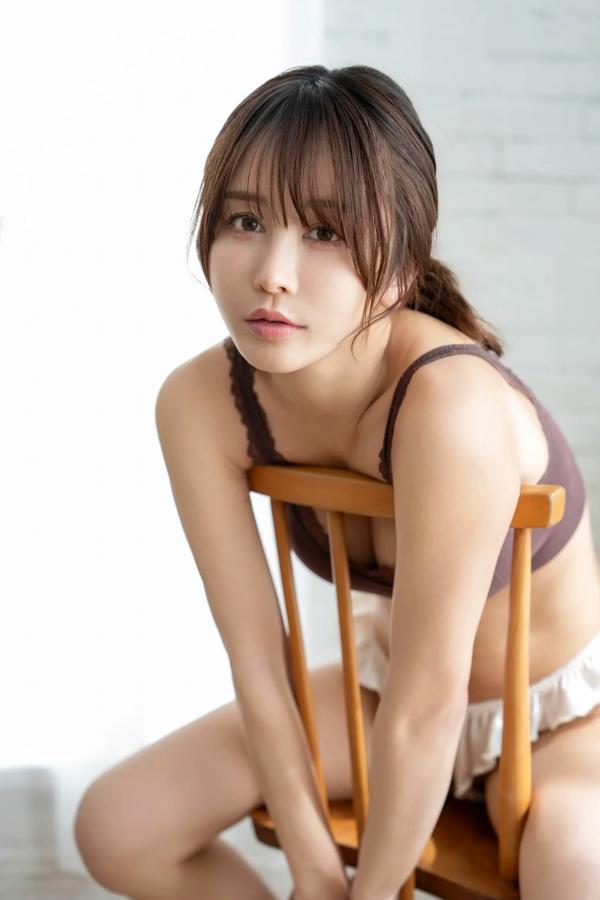    [193iKkyu3] Wavy Underwear 居家清纯私房写真，极致白嫩女神展现性感内衣诱惑，明媚柔光尽显迷人魅力第12张图片