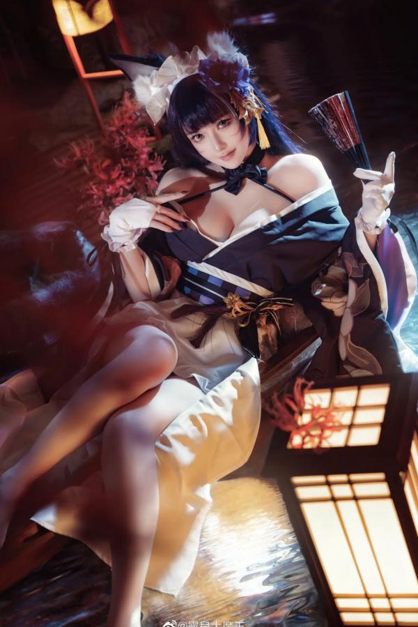    露兒大魔王《碧蓝航线》武藏COS，精致和风与极致御姐气质的梦幻结合，性感写真，极品视觉盛宴第3张图片