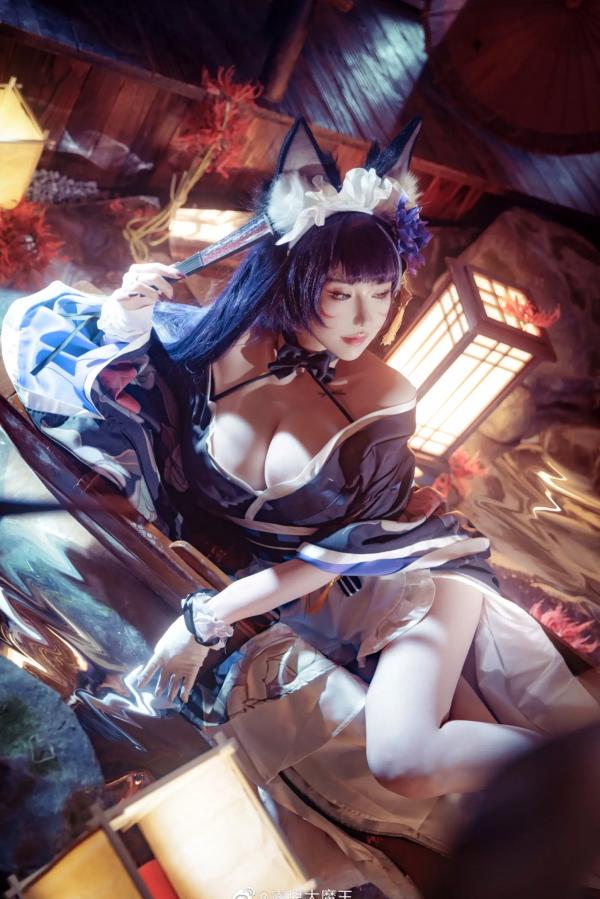    露兒大魔王《碧蓝航线》武藏COS，精致和风与极致御姐气质的梦幻结合，性感写真，极品视觉盛宴第9张图片