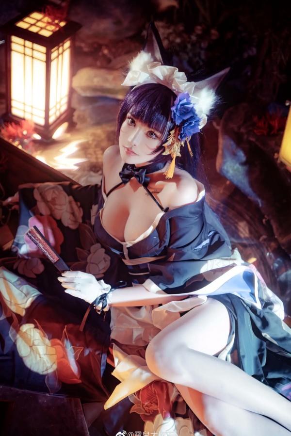    露兒大魔王《碧蓝航线》武藏COS，精致和风与极致御姐气质的梦幻结合，性感写真，极品视觉盛宴第10张图片