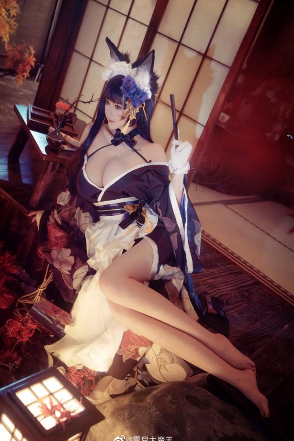    露兒大魔王《碧蓝航线》武藏COS，精致和风与极致御姐气质的梦幻结合，性感写真，极品视觉盛宴第12张图片