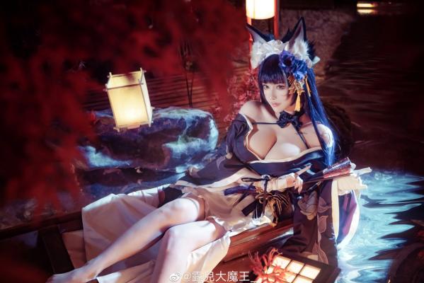    露兒大魔王《碧蓝航线》武藏COS，精致和风与极致御姐气质的梦幻结合，性感写真，极品视觉盛宴第15张图片