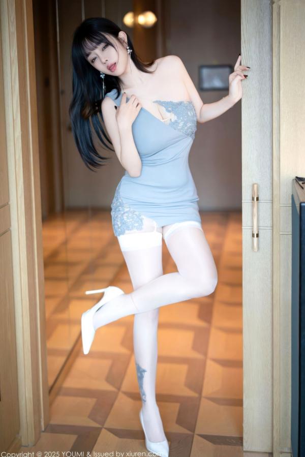    YouMi尤蜜荟-1181-王羽纯-灰色蕾丝裙白丝诱惑-高级感私房写真大尺度魅力展现第25张图片