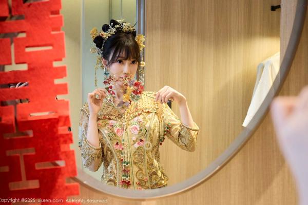   秀人网第10567期：玥儿玥er金色中式新娘装诱惑，精美头饰下的私房性感婚纱大尺度写真第23张图片