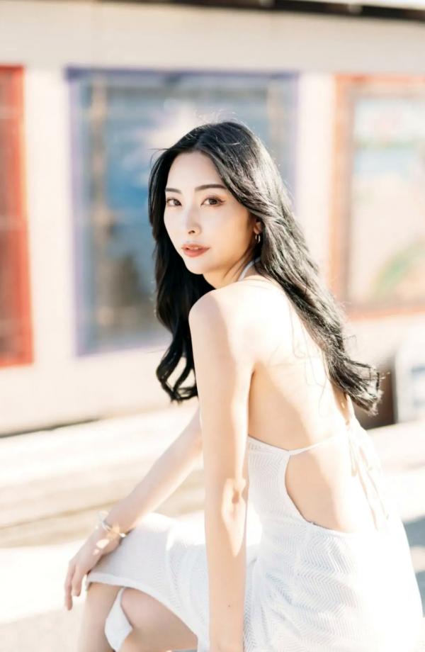    Makoto Minami 南真琴 - Lemonade 清新街拍与惬意私房照，优雅女神唯美写真第7张图片
