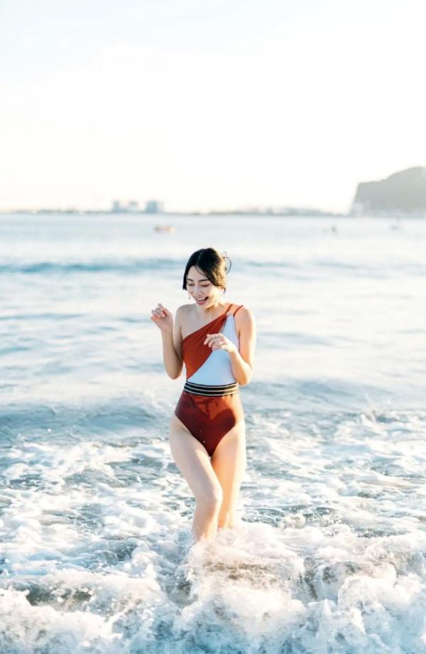    Makoto Minami 南真琴 - Lemonade 清新街拍与惬意私房照，优雅女神唯美写真第21张图片