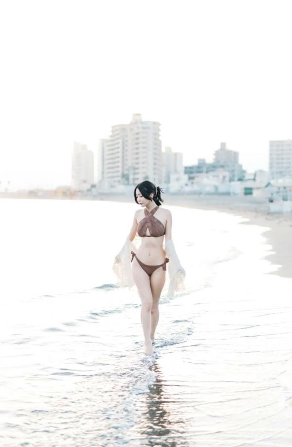   Makoto Minami 南真琴 - Lemonade 清新街拍与惬意私房照，优雅女神唯美写真第26张图片