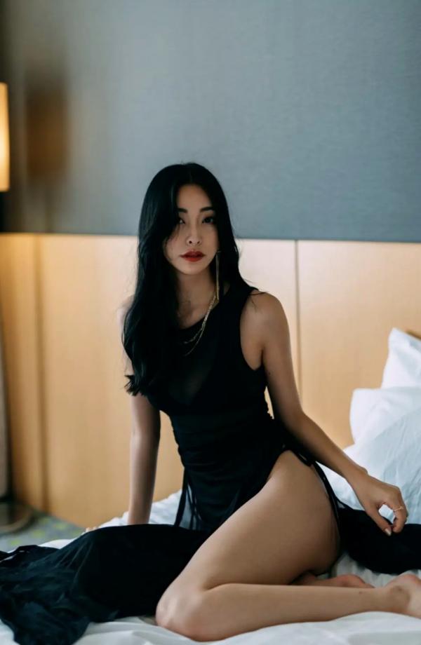    Makoto Minami 南真琴 - Lemonade 清新街拍与惬意私房照，优雅女神唯美写真第42张图片