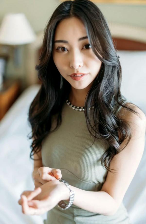    Makoto Minami 南真琴 - Lemonade 清新街拍与惬意私房照，优雅女神唯美写真第90张图片