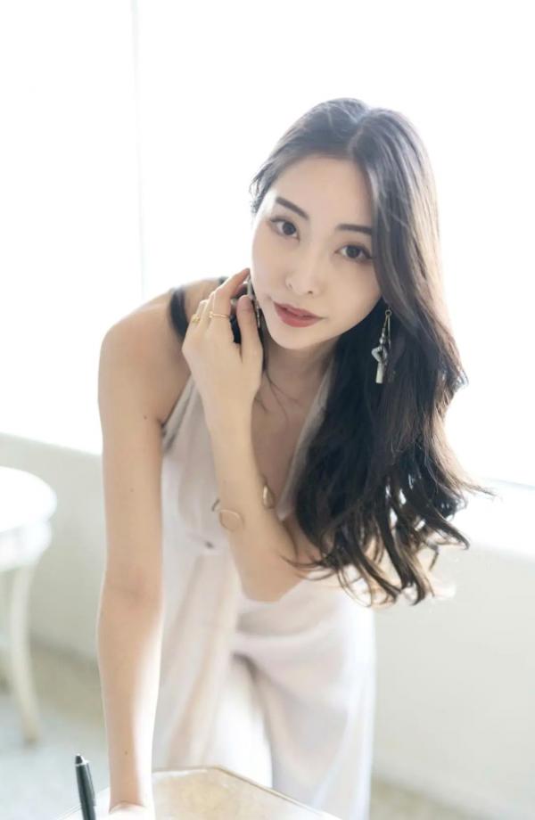    Makoto Minami 南真琴 - Lemonade 清新街拍与惬意私房照，优雅女神唯美写真第103张图片
