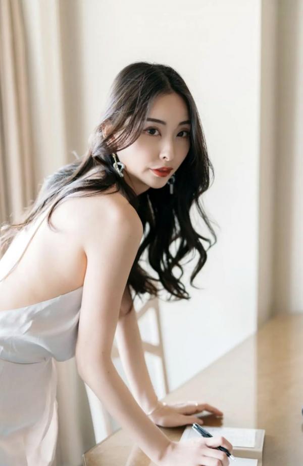    Makoto Minami 南真琴 - Lemonade 清新街拍与惬意私房照，优雅女神唯美写真第105张图片
