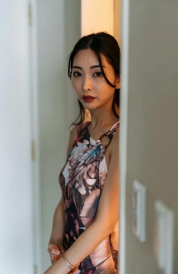    Makoto Minami 南真琴 - Lemonade 清新街拍与惬意私房照，优雅女神唯美写真第113张图片